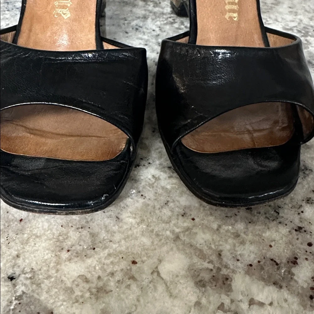 Martinique Black and Tan Wedge Sandals - Picture 2 of 13